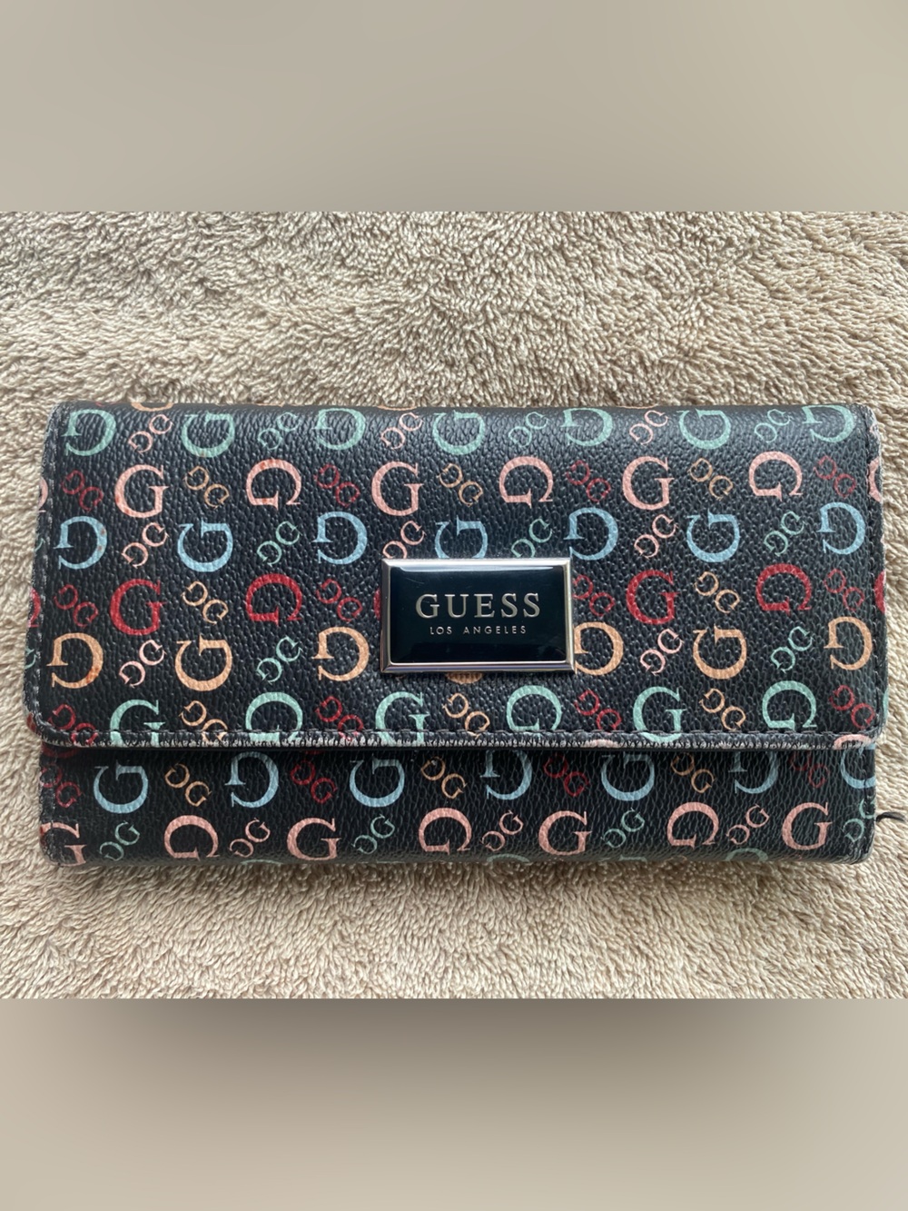 GUESS Factory Abree Logo Slim Clutch Wallet Black Rainbow Multi GUC